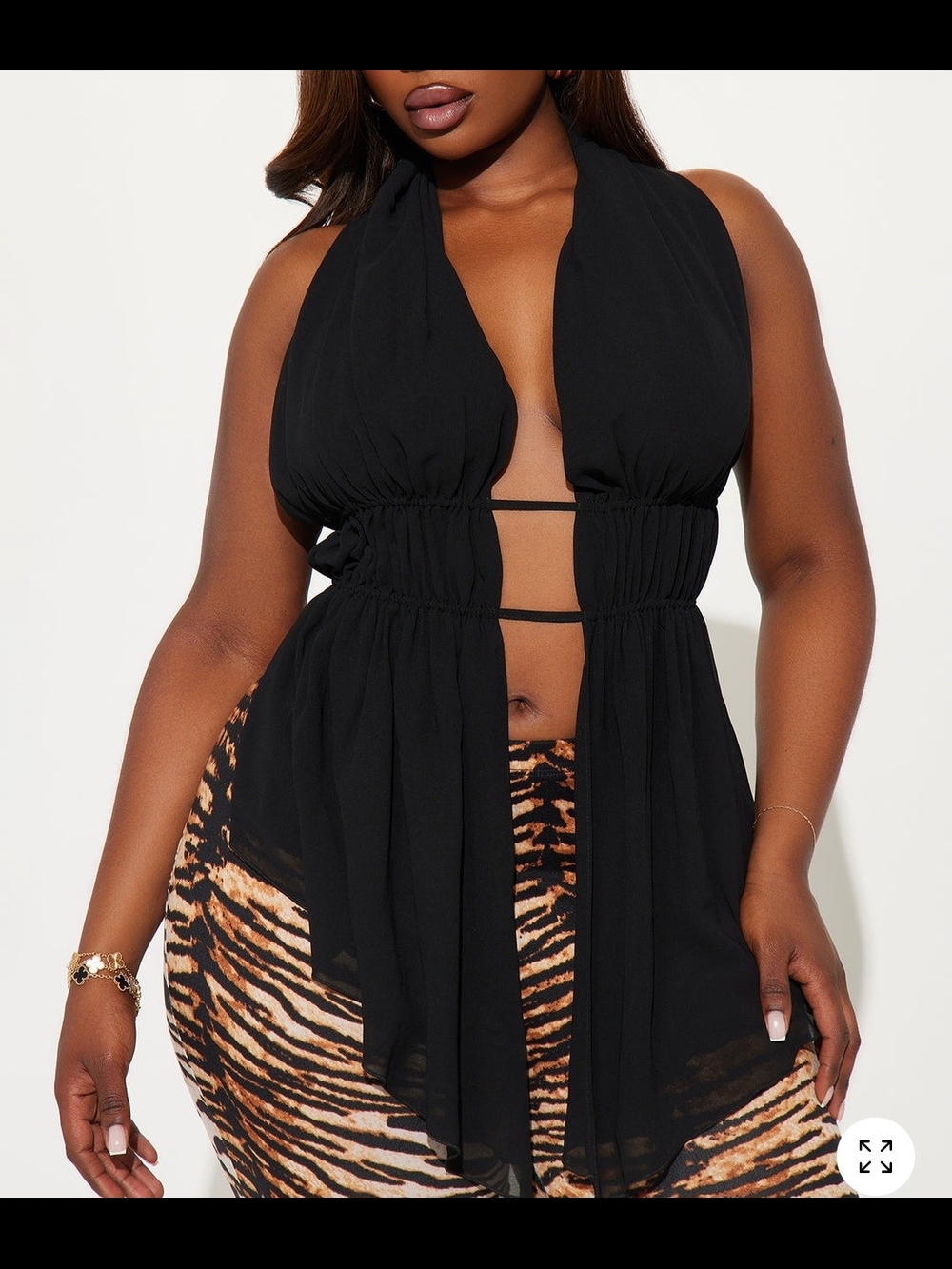 Fashion NOVA Sexy Black Halter Plunge Top NWT - Picture 3 of 3